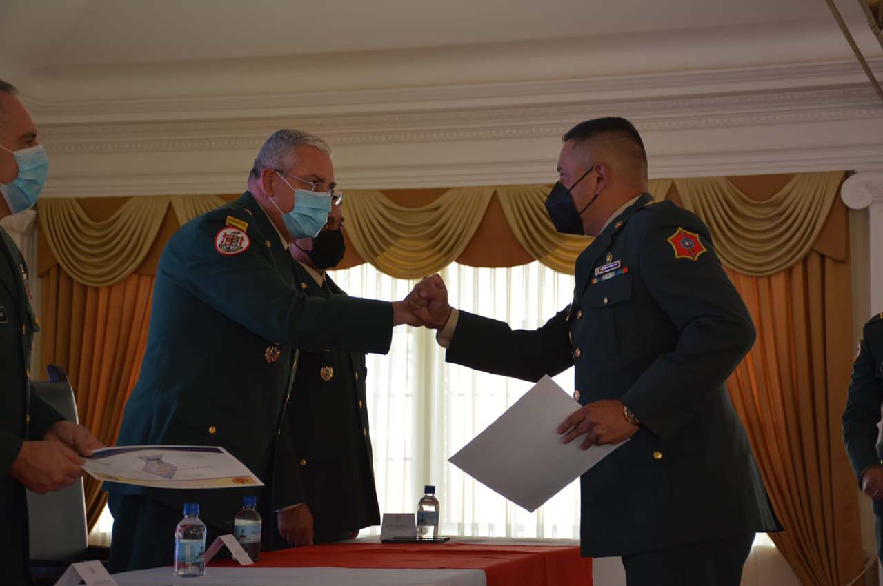 Diplomado de Inspector Integral en la ESMIC