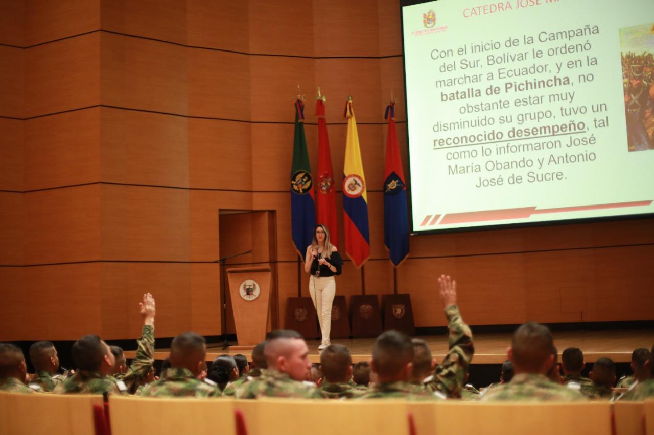 La Escuela Militar promueve conocimientos de Historia Militar. En esta oportunidad se estudió al prócer, General de División José María Córdova.